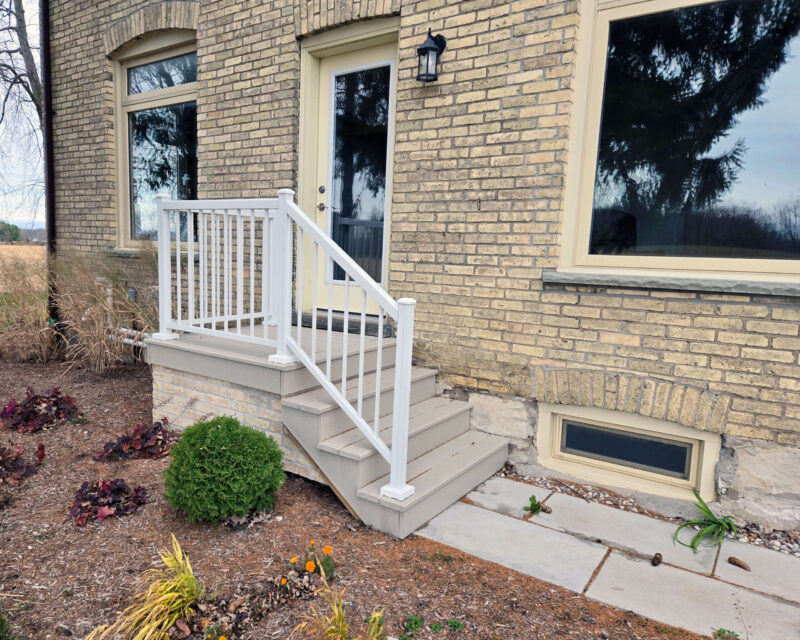Durable Aluminum Railing Solution